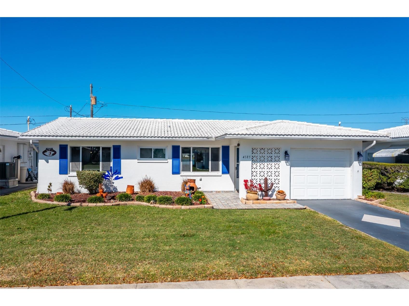 4185 96th Terrace N #2 Pinellas Park FL 33782 - UNIT 2 POND TB8474245 image1