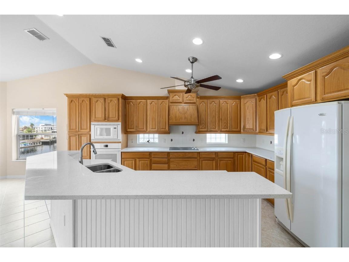 4187 Diaz Court Hernando Beach FL 34607 - GULF TB8442198 image11