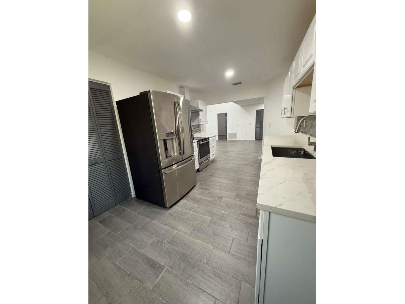 4187 Palau Drive Sarasota FL 34241 A4696970 image10