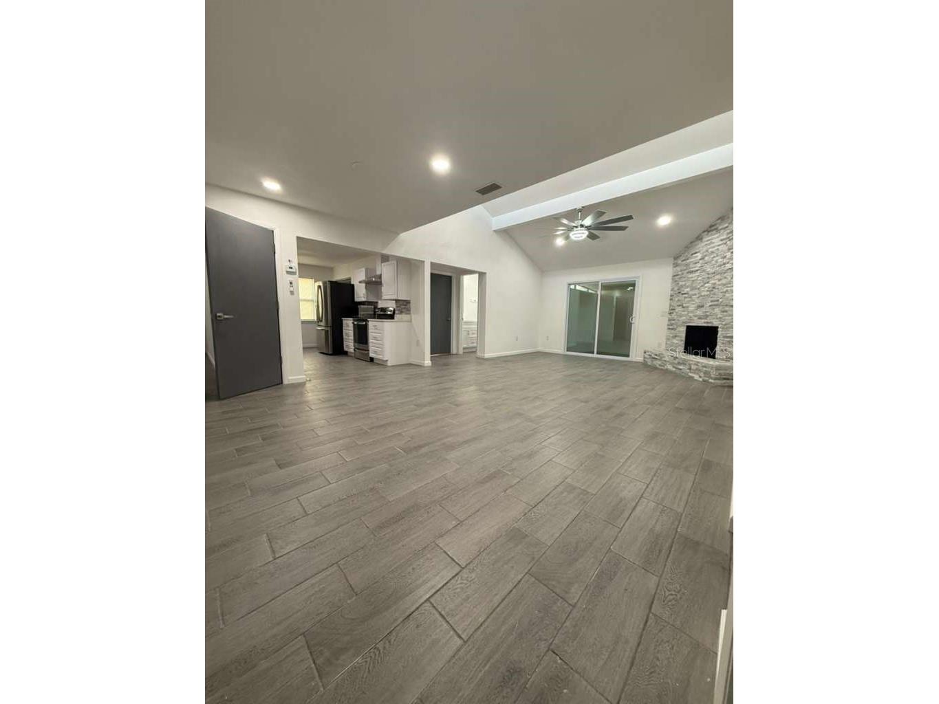 4187 Palau Drive Sarasota FL 34241 A4696970 image16