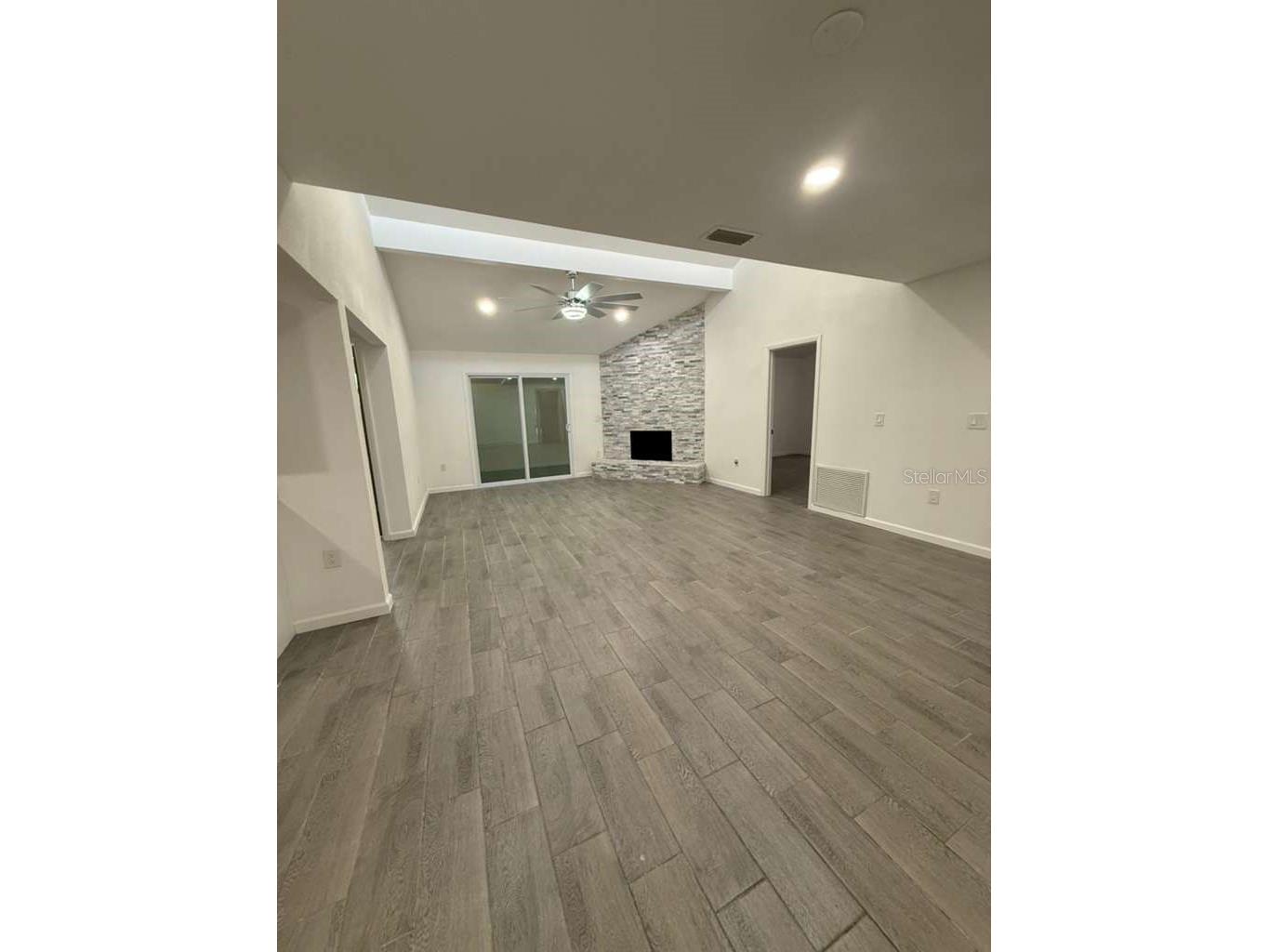 4187 Palau Drive Sarasota FL 34241 A4696970 image6