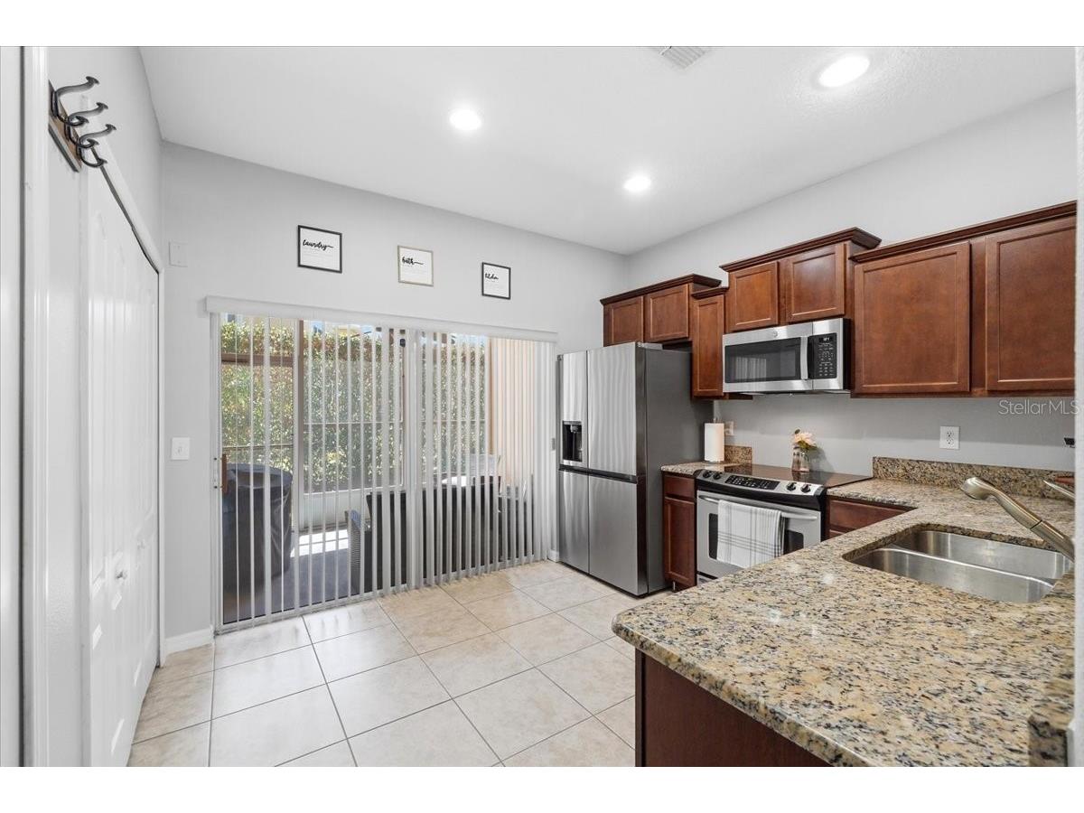 4187 Shade Tree Lane Lakeland FL 33812 P4938697 image11