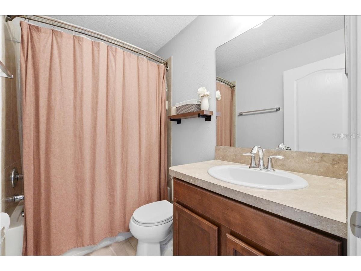 4187 Shade Tree Lane Lakeland FL 33812 P4938697 image29