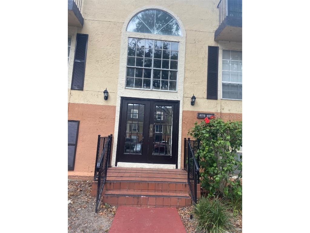 4188 Versailles Drive #4188D Orlando FL 32808 - LAKE ORLANDO O6125071 image1