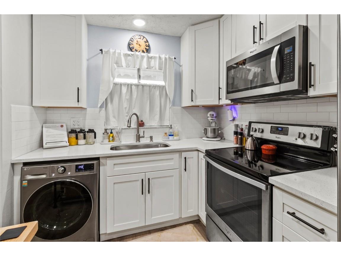 4189 Heron Way #406E Bradenton FL 34205 A4652603 image4