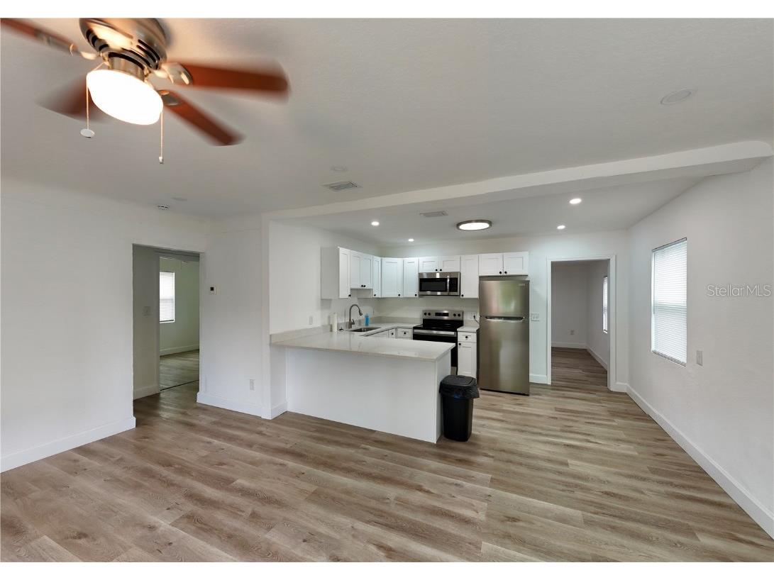 419 40th Avenue S Saint Petersburg FL 33705 TB8428295 image6