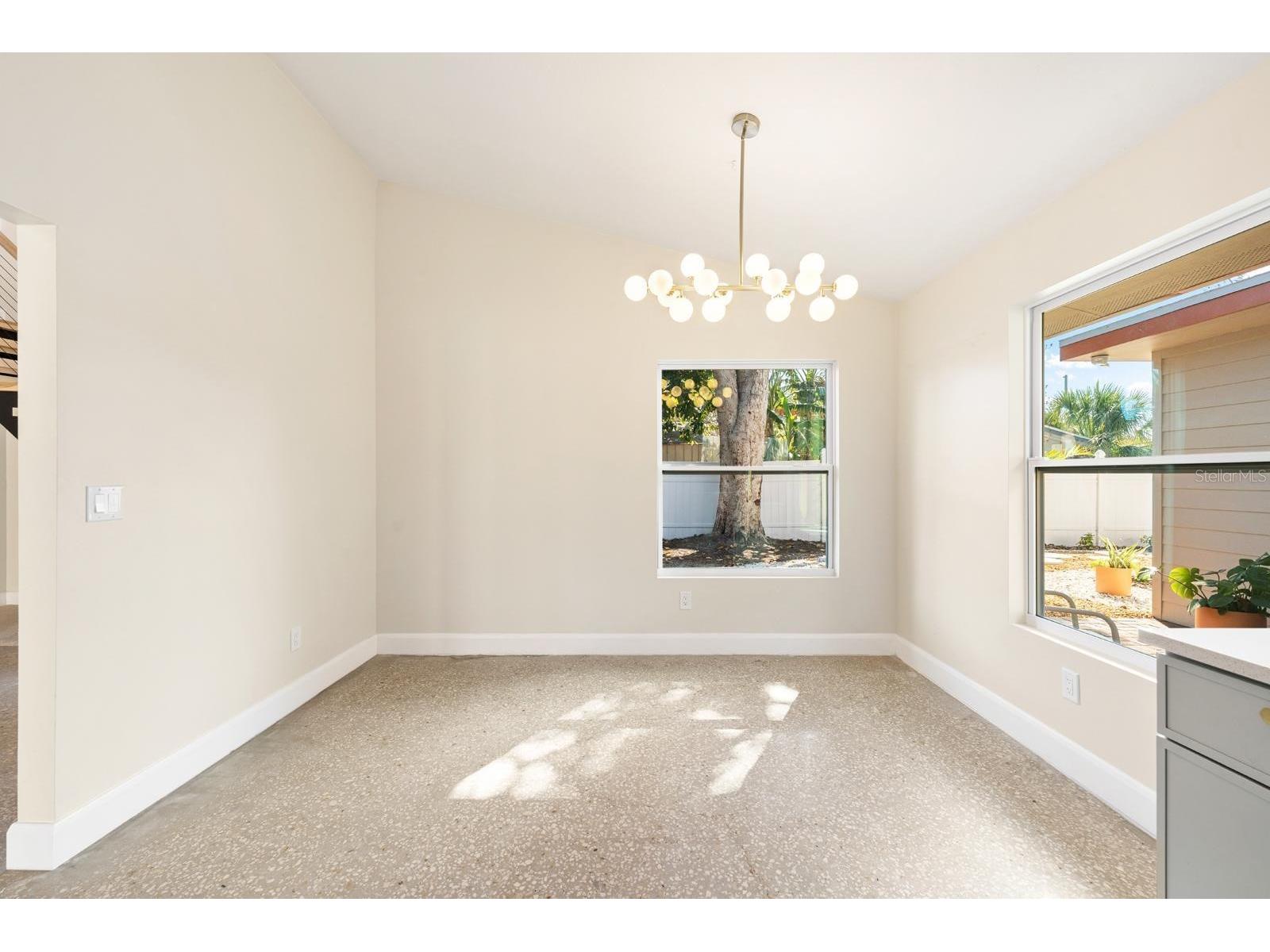 419 64th Avenue S Saint Petersburg FL 33705 TB8490768 image16