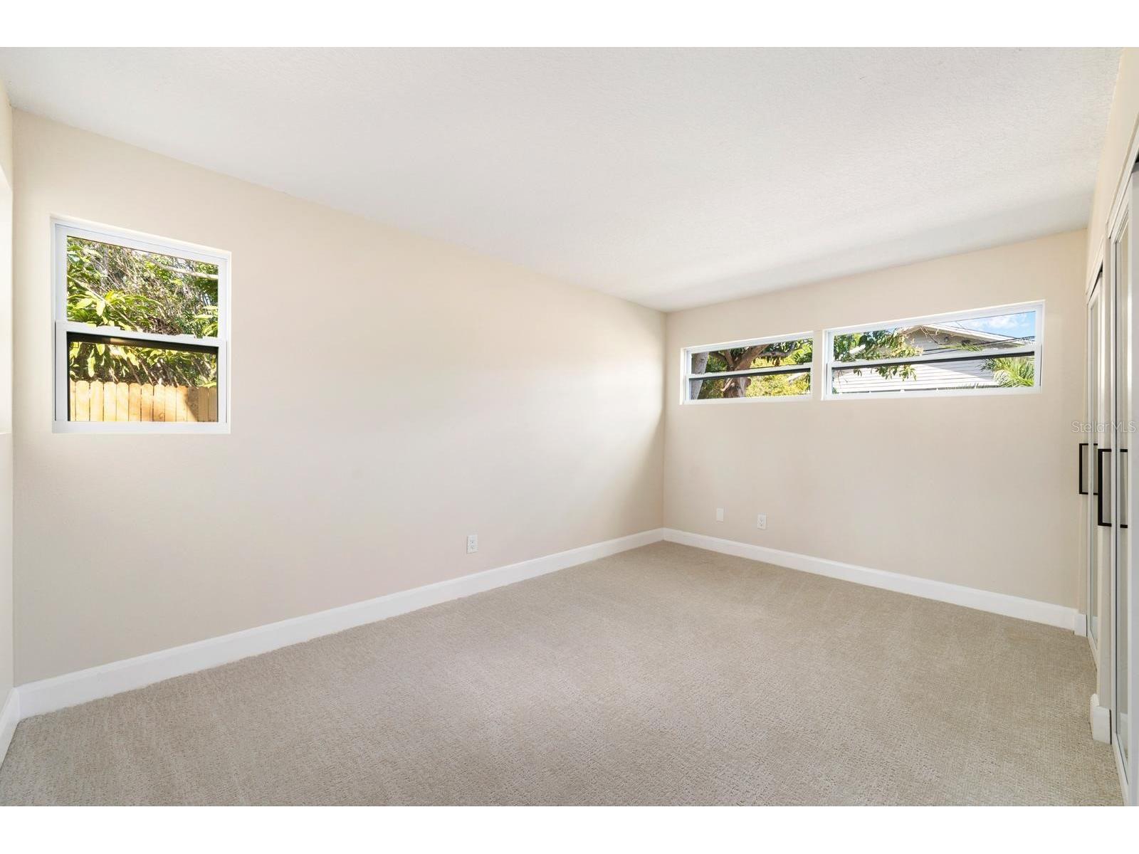 419 64th Avenue S Saint Petersburg FL 33705 TB8490768 image20