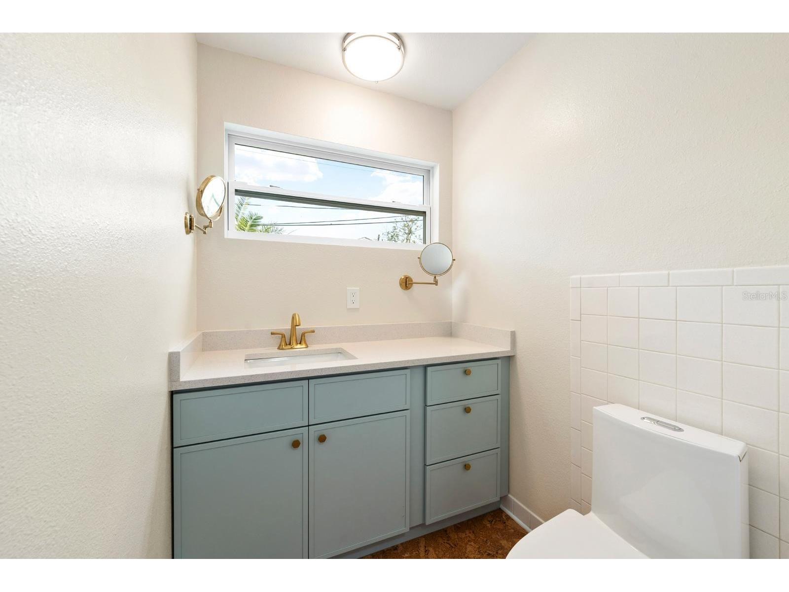 419 64th Avenue S Saint Petersburg FL 33705 TB8490768 image21