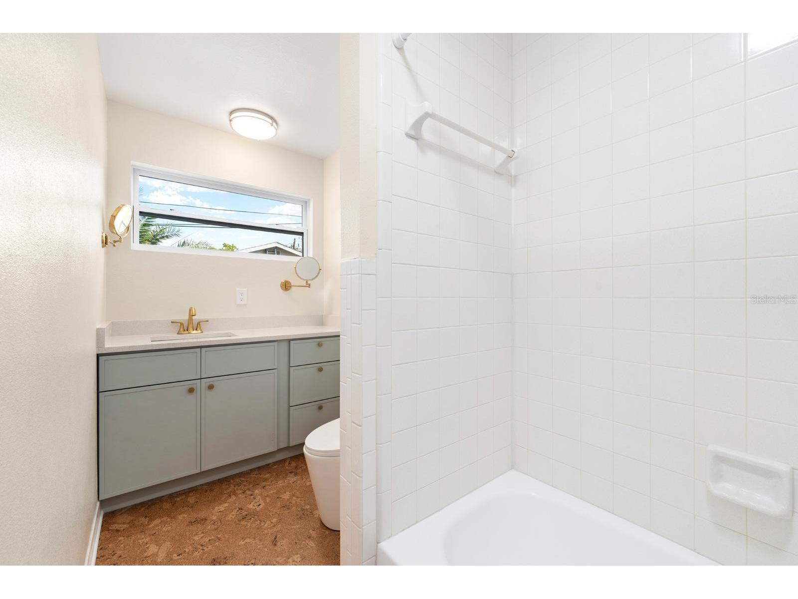419 64th Avenue S Saint Petersburg FL 33705 TB8490768 image22