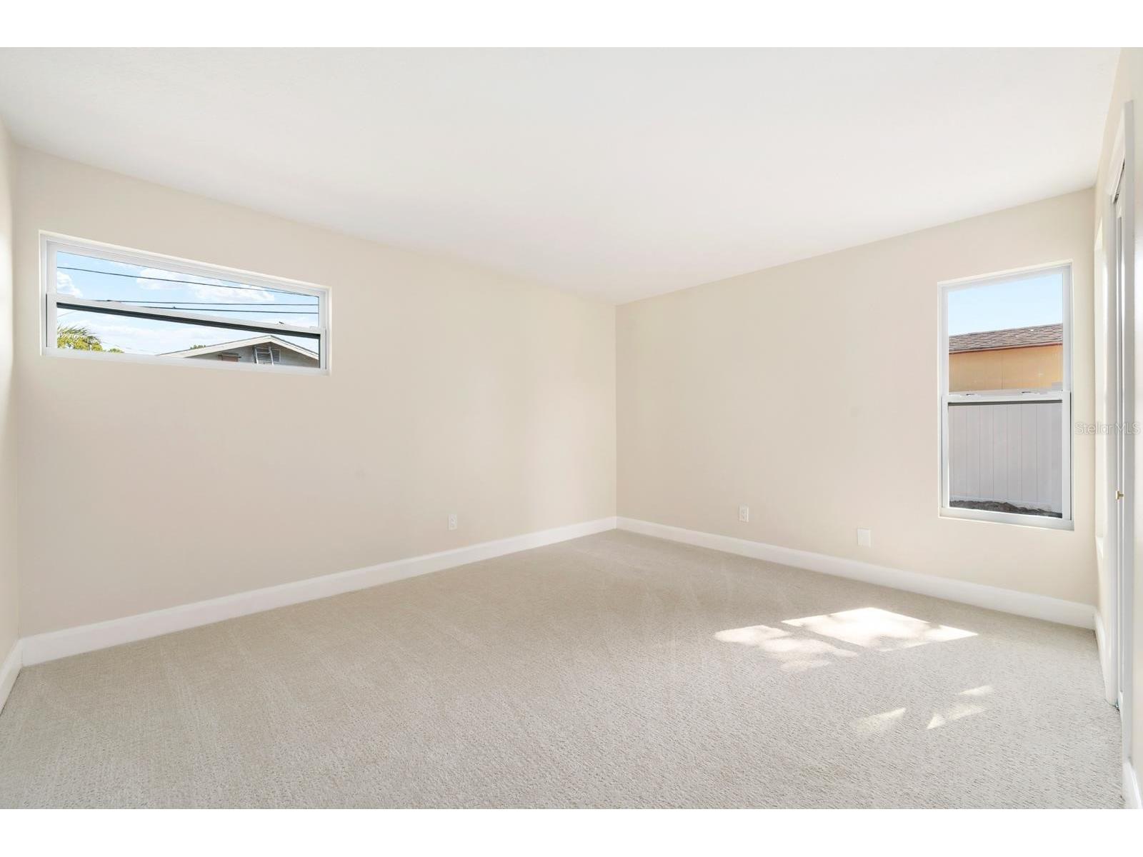 419 64th Avenue S Saint Petersburg FL 33705 TB8490768 image23