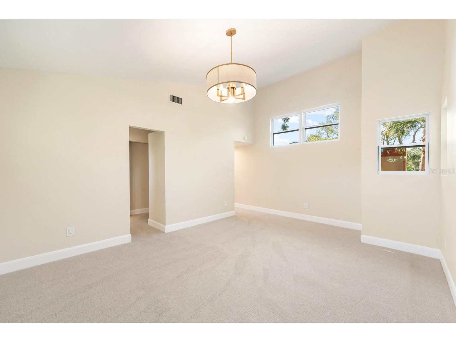 419 64th Avenue S Saint Petersburg FL 33705 TB8490768 image25