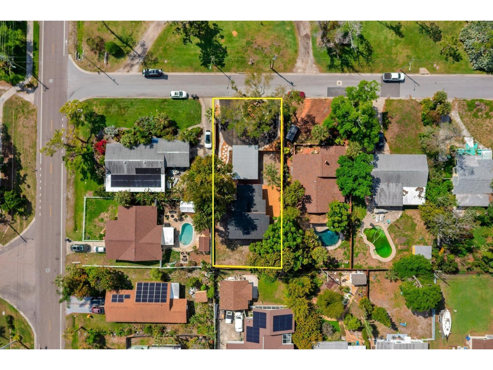 419 64th Avenue S Saint Petersburg FL 33705 TB8490768 image27
