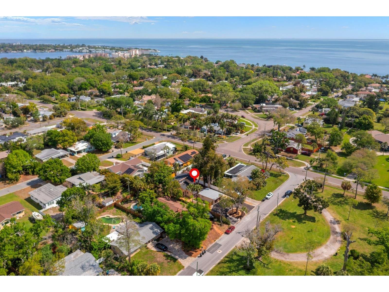 419 64th Avenue S Saint Petersburg FL 33705 TB8490768 image29