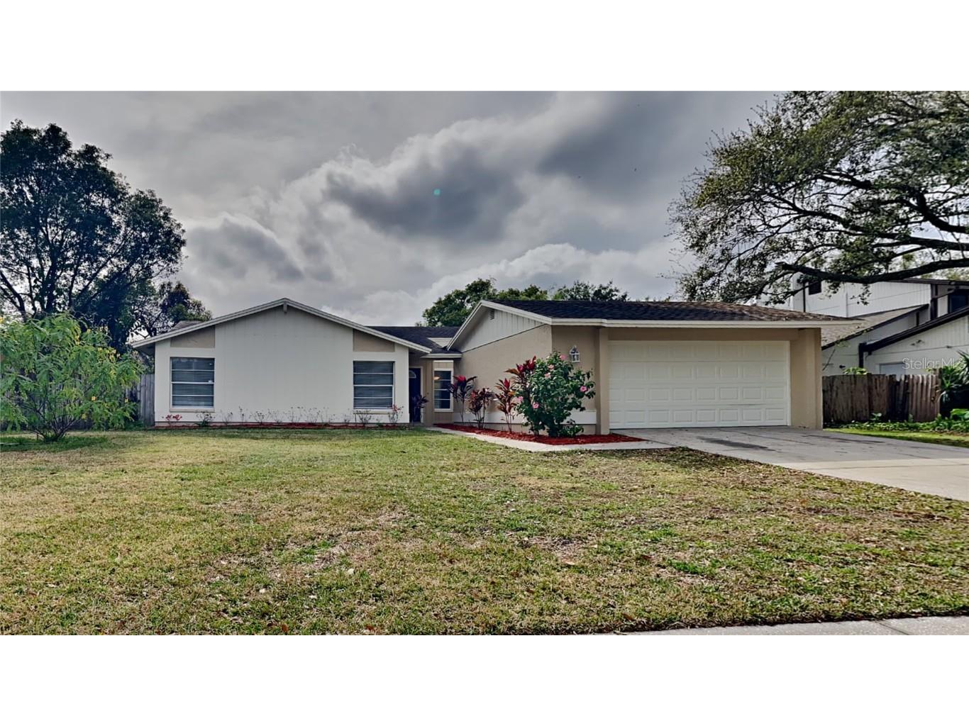 419 Bloomingfield Drive Brandon FL 33511 T3499833 image1