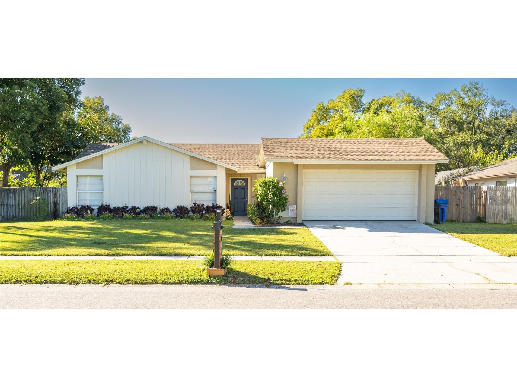 419 Bloomingfield Drive Brandon FL 33511 TB8404392 image1
