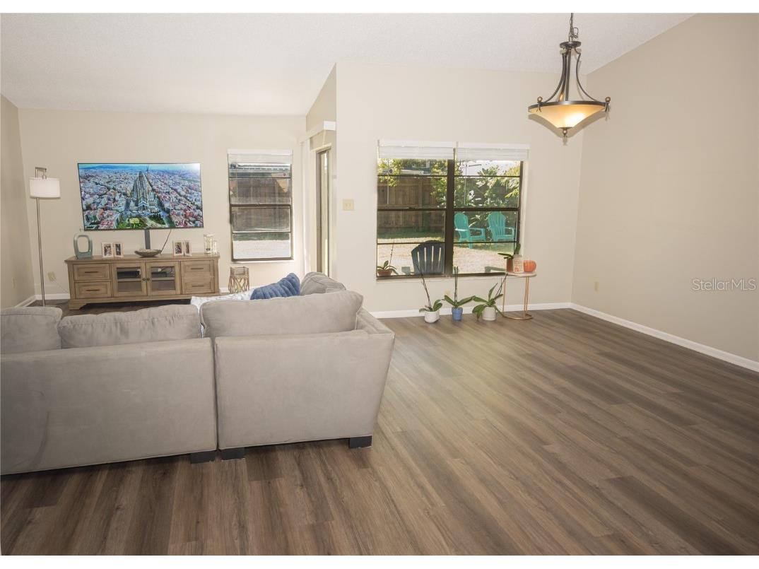 419 Bloomingfield Drive Brandon FL 33511 TB8404392 image10