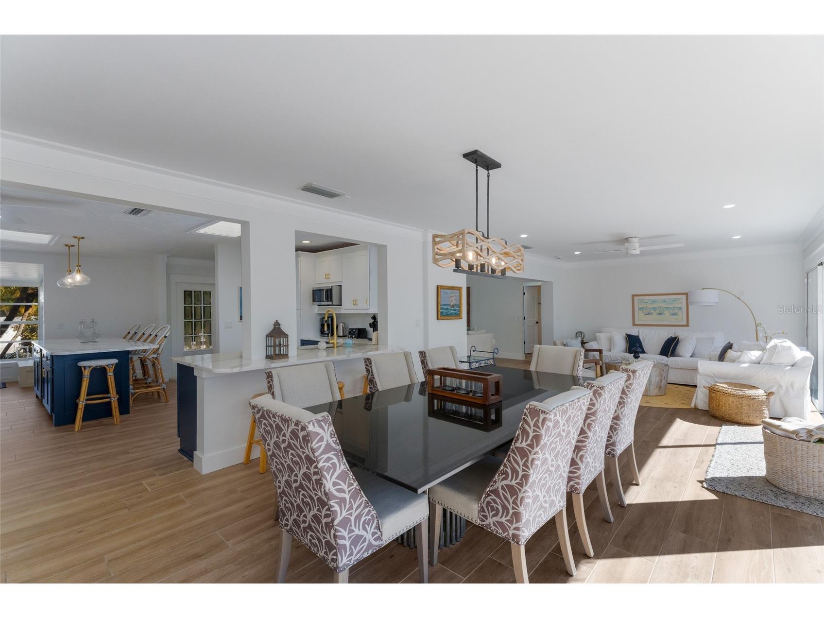 419 Clark Drive Holmes Beach FL 34217 A4684428 image10