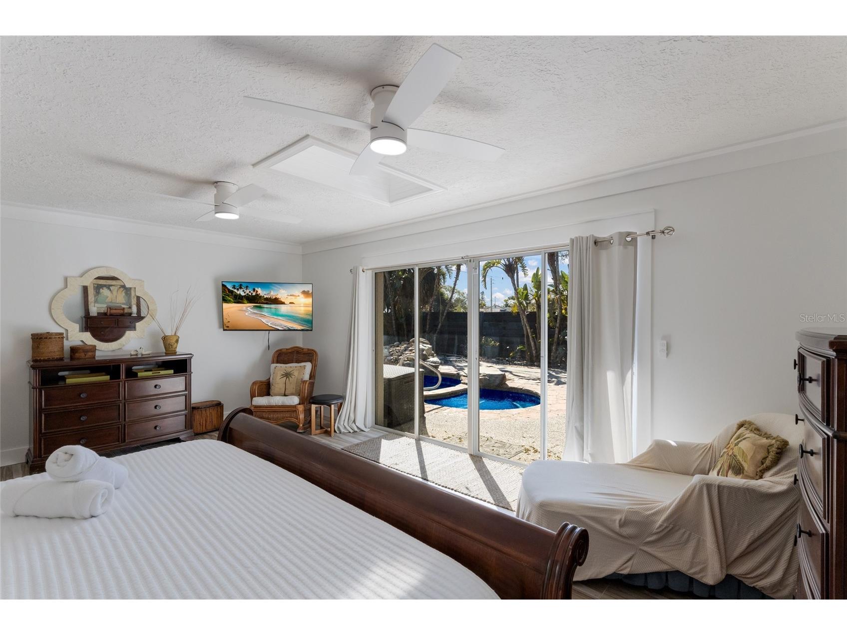419 Clark Drive Holmes Beach FL 34217 A4684428 image24