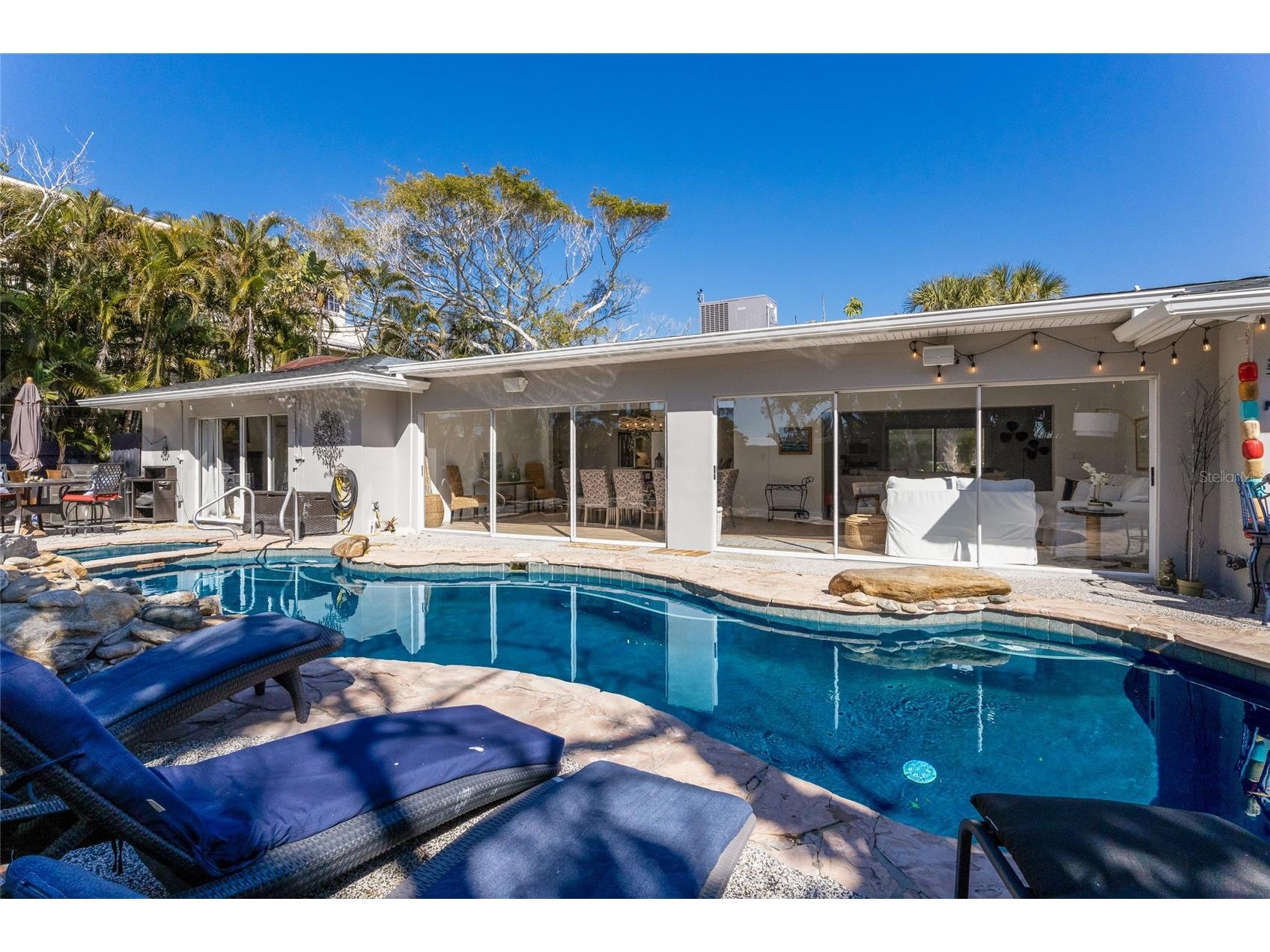 419 Clark Drive Holmes Beach FL 34217 A4684428 image35