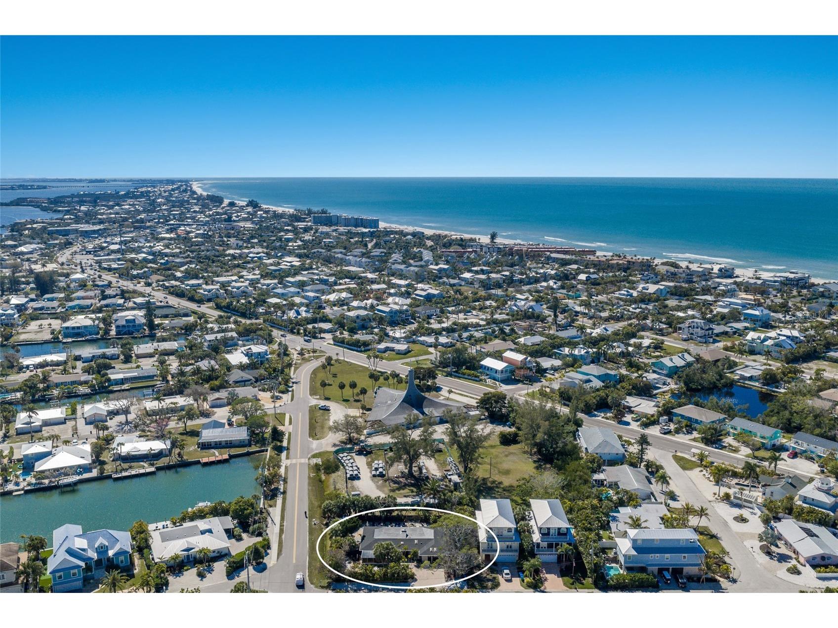 419 Clark Drive Holmes Beach FL 34217 A4684428 image48