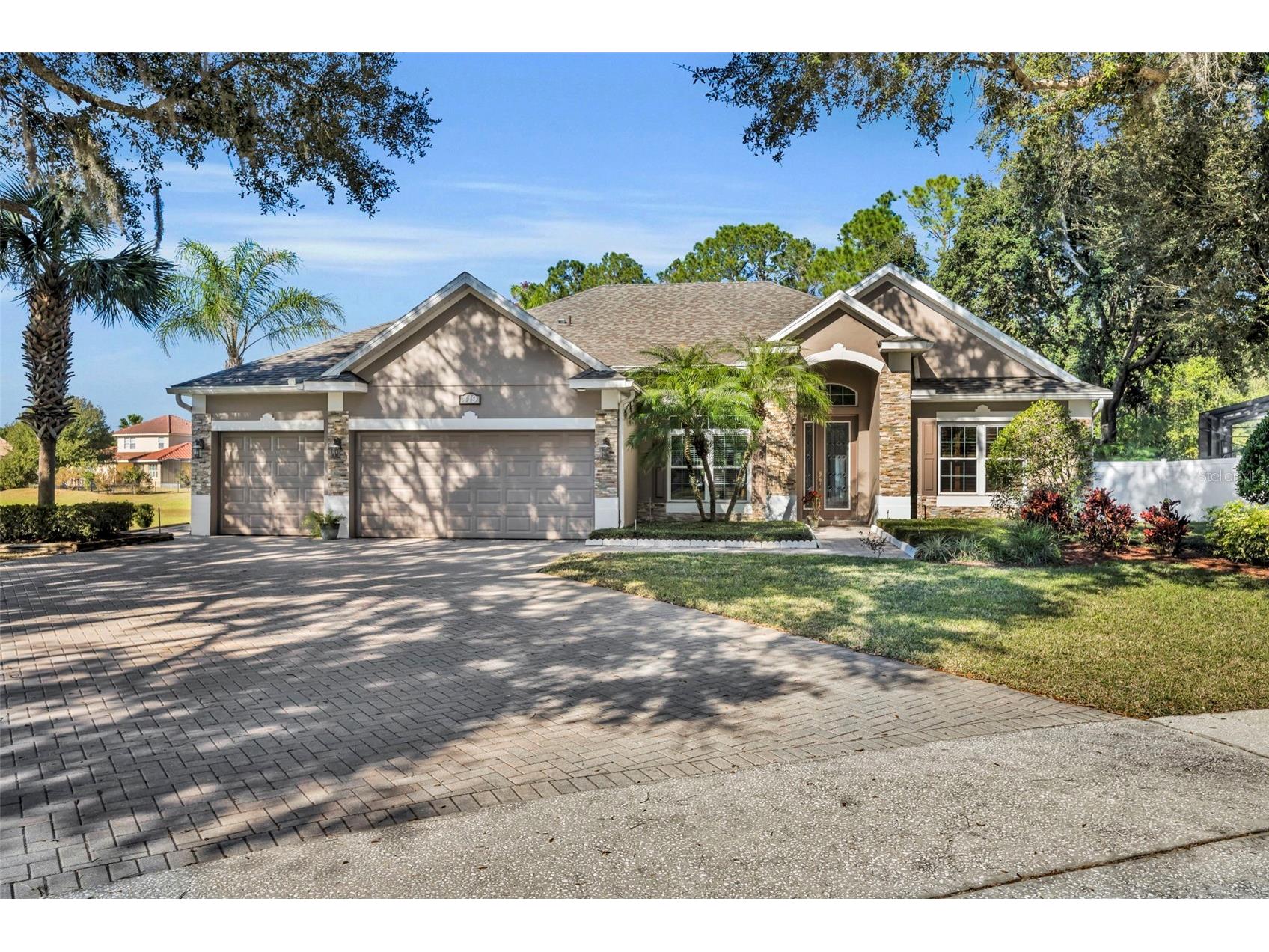 419 E Blue Water Edge Drive Eustis FL 32736 O6370571 image1
