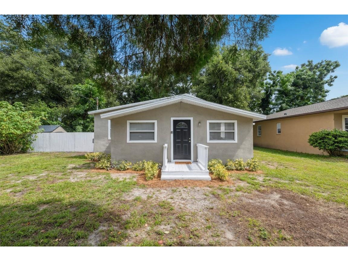 419 Euclid Avenue Seffner FL 33584 W7867159 image1