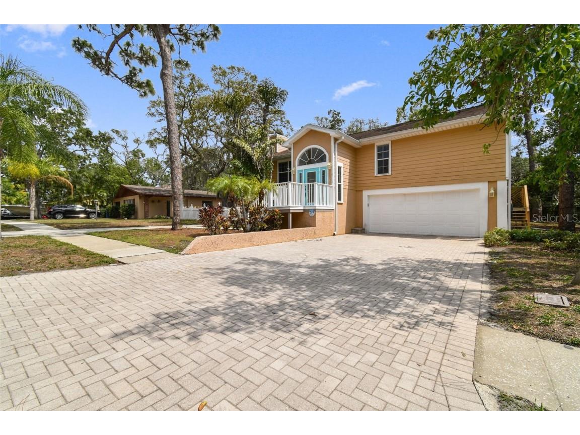 419 Kentucky Avenue Crystal Beach FL 34681 U8200629 image1