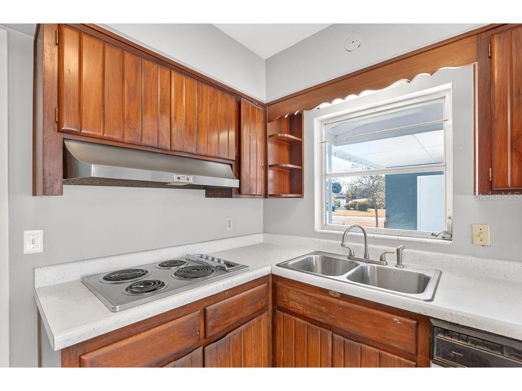 419 Krueger Street Orlando FL 32839 O6381957 image22