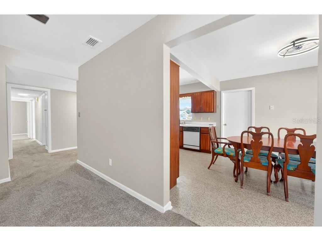 419 Krueger Street Orlando FL 32839 O6381957 image32