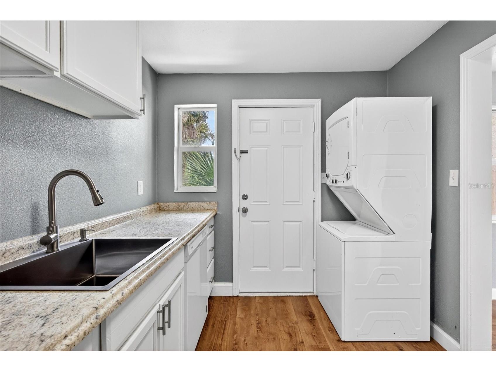419 N Peninsula Drive Daytona Beach FL 32118 FC318902 image11