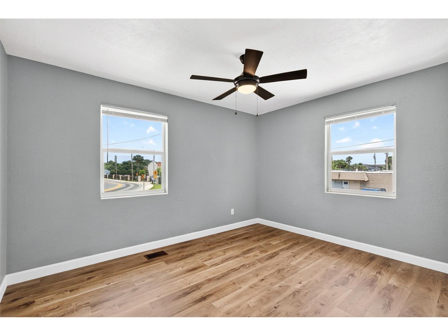 419 N Peninsula Drive Daytona Beach FL 32118 FC318902 image13