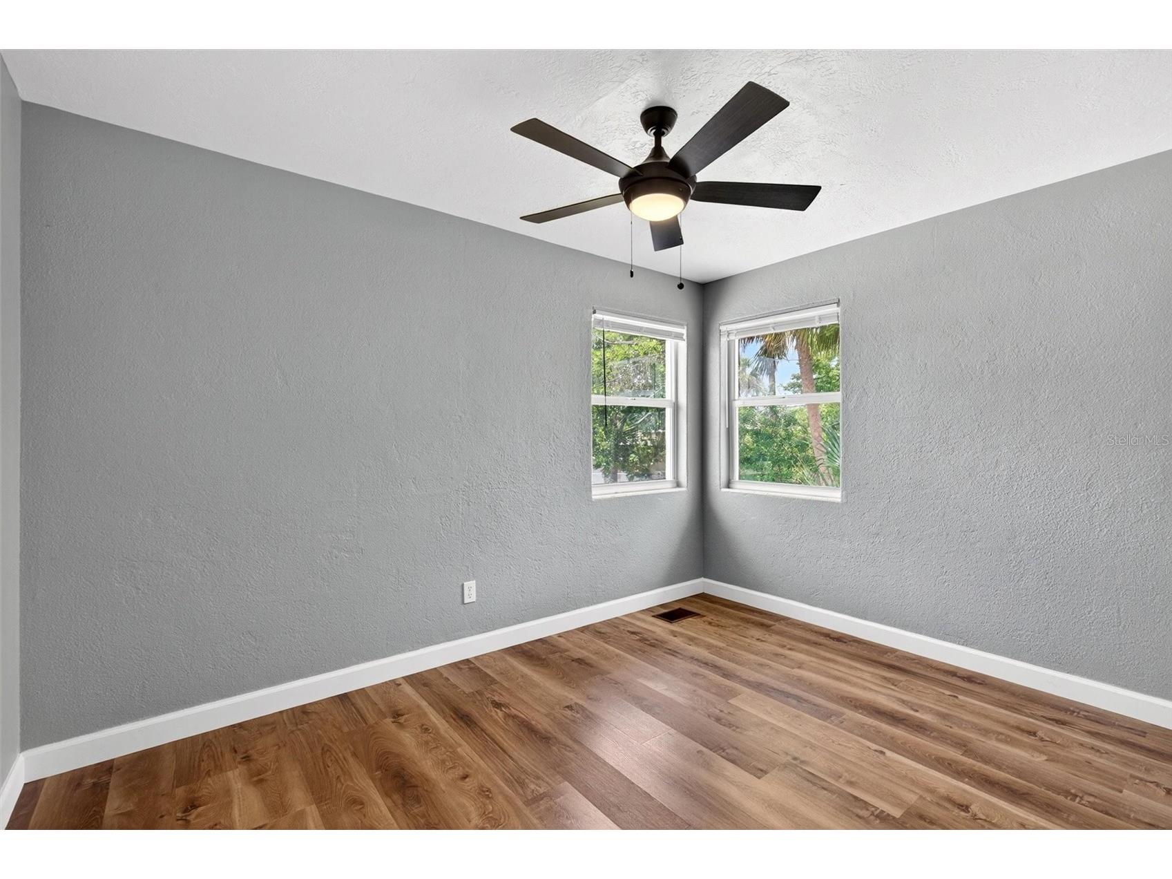 419 N Peninsula Drive Daytona Beach FL 32118 FC318902 image18