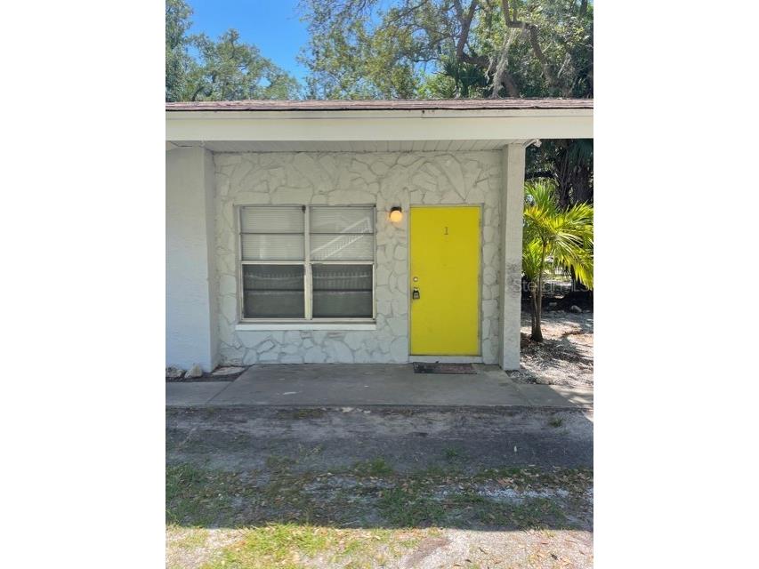 419 Pineapple Street #1 Tarpon Springs FL 34689 TB8529098 image2