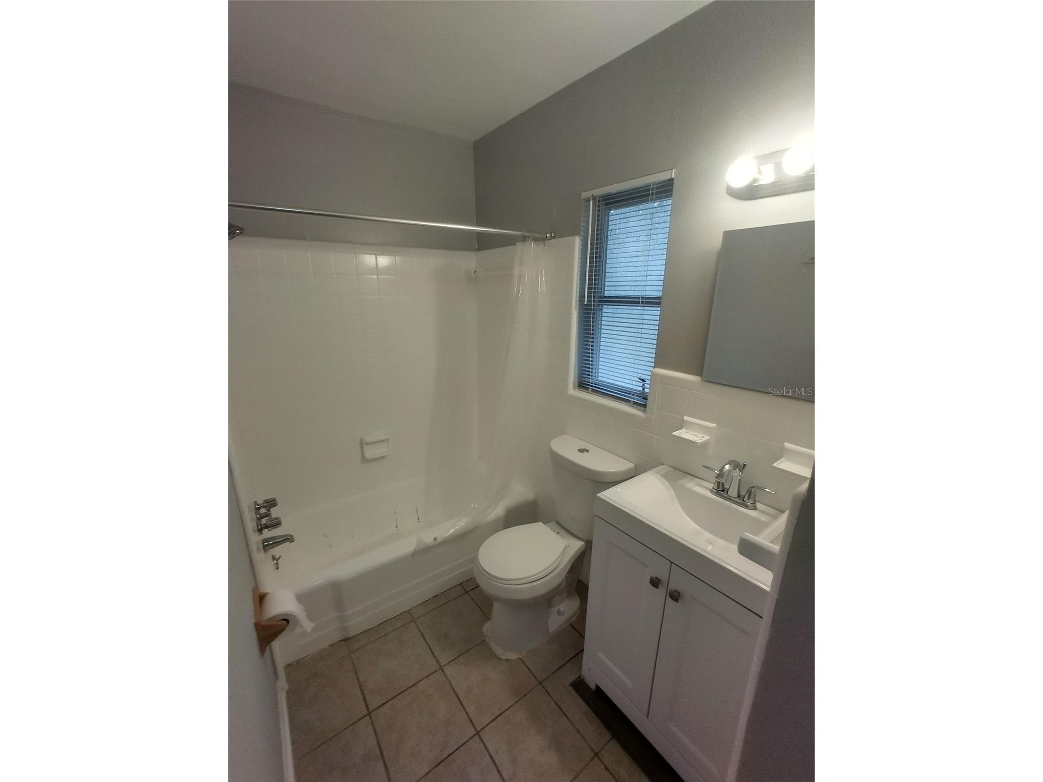 419 Pineapple Street #1 Tarpon Springs FL 34689 TB8529098 image8