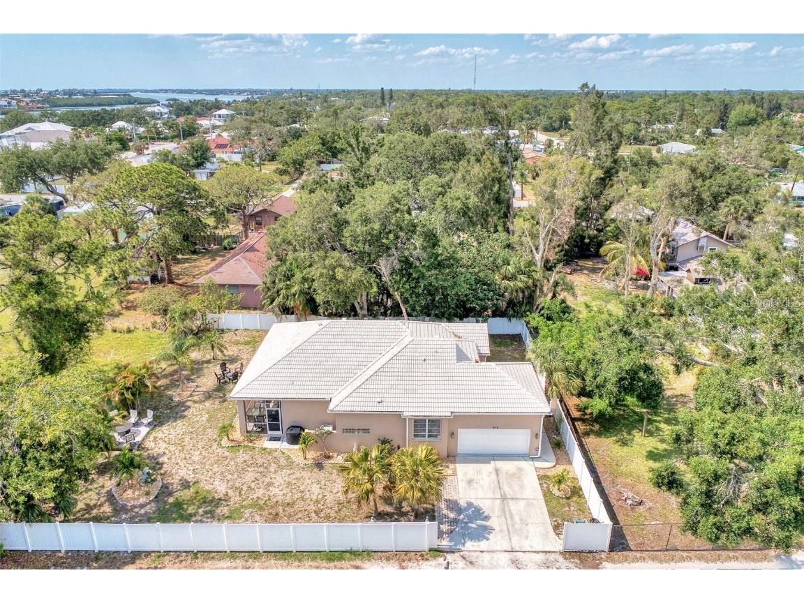 419 Shore Road Nokomis FL 34275 A4572248 image1