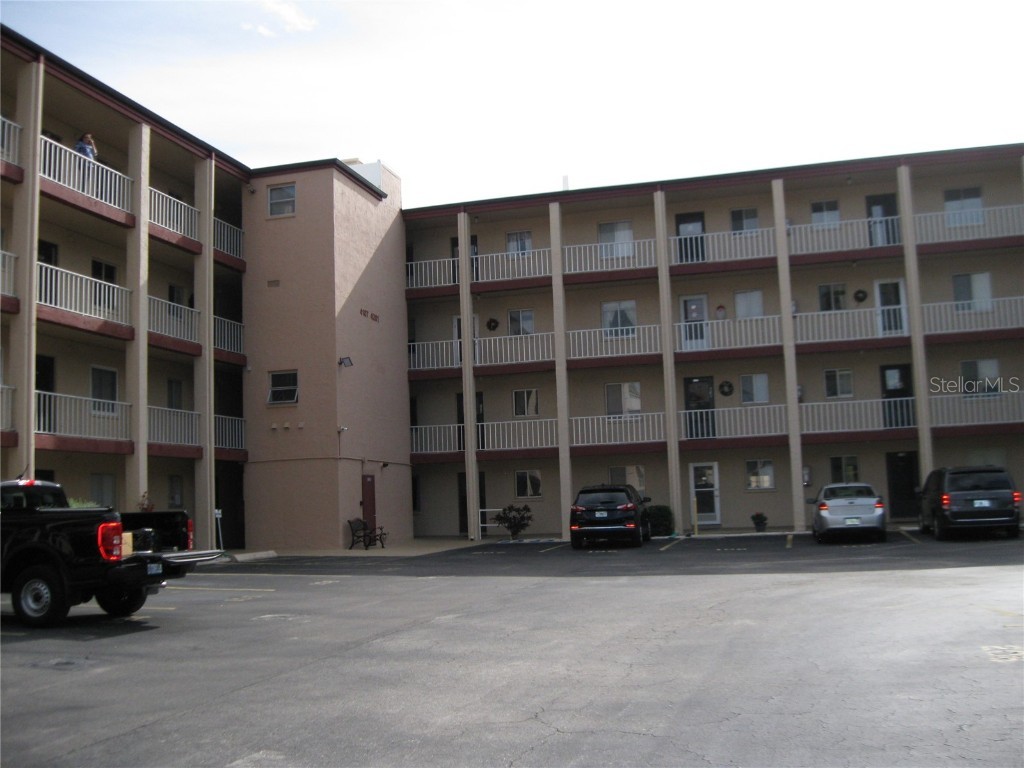 4191 Heron Way #407E Bradenton FL 34205 A4592377 image1