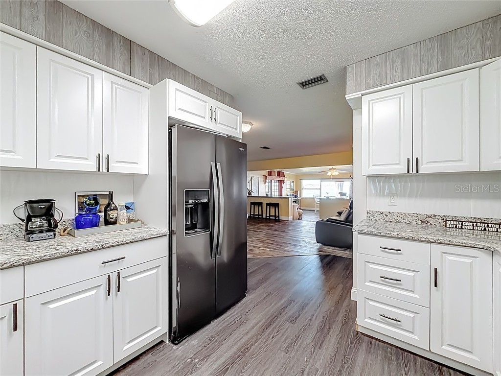 4192 Cr 400 Lake Panasoffkee FL 33538 O6363687 image13