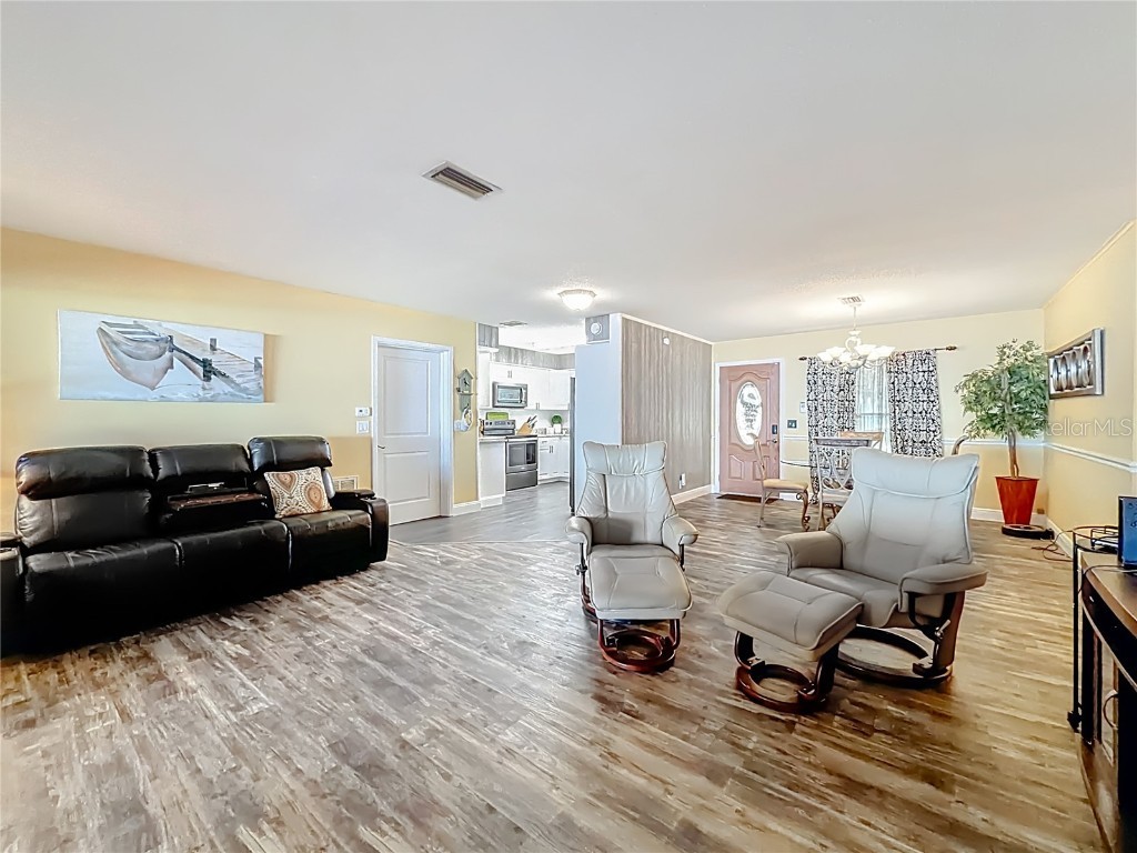 4192 Cr 400 Lake Panasoffkee FL 33538 O6363687 image16