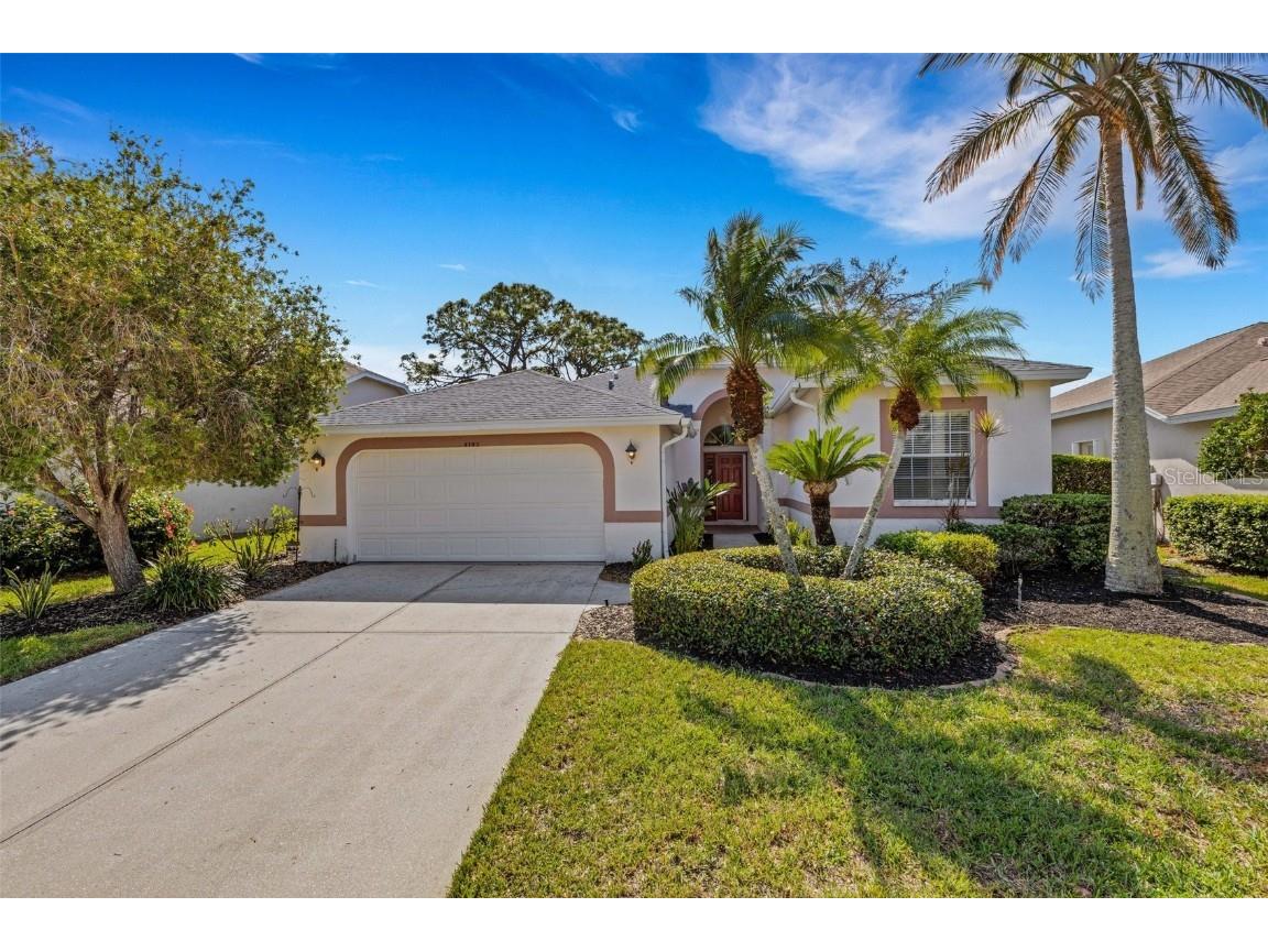 4193 Westbourne Circle Sarasota FL 34238 A4626757 image1