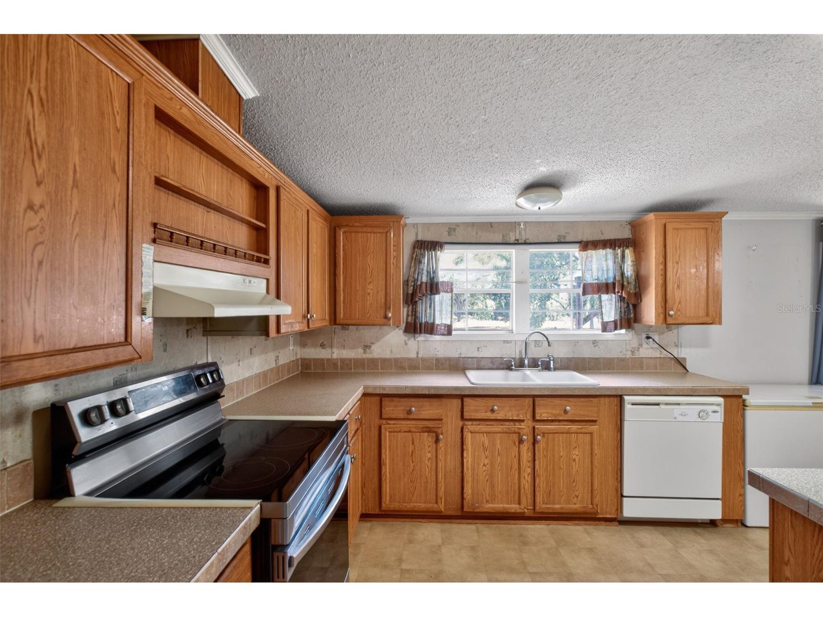 41933 Pine Valley Drive Paisley FL 32767 A4682499 image5