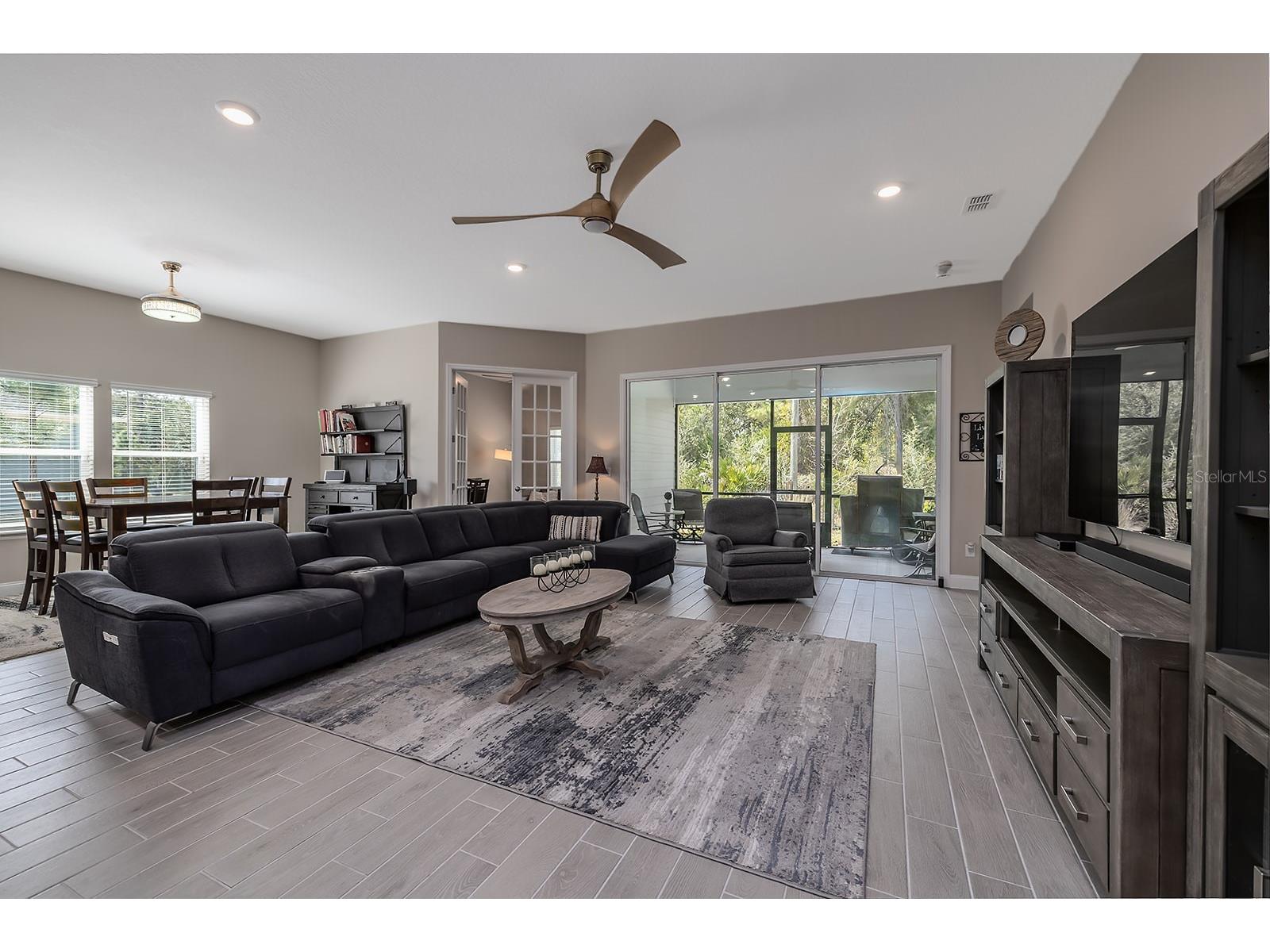 4194 Acoma Drive Ormond Beach FL 32174 V4947598 image3