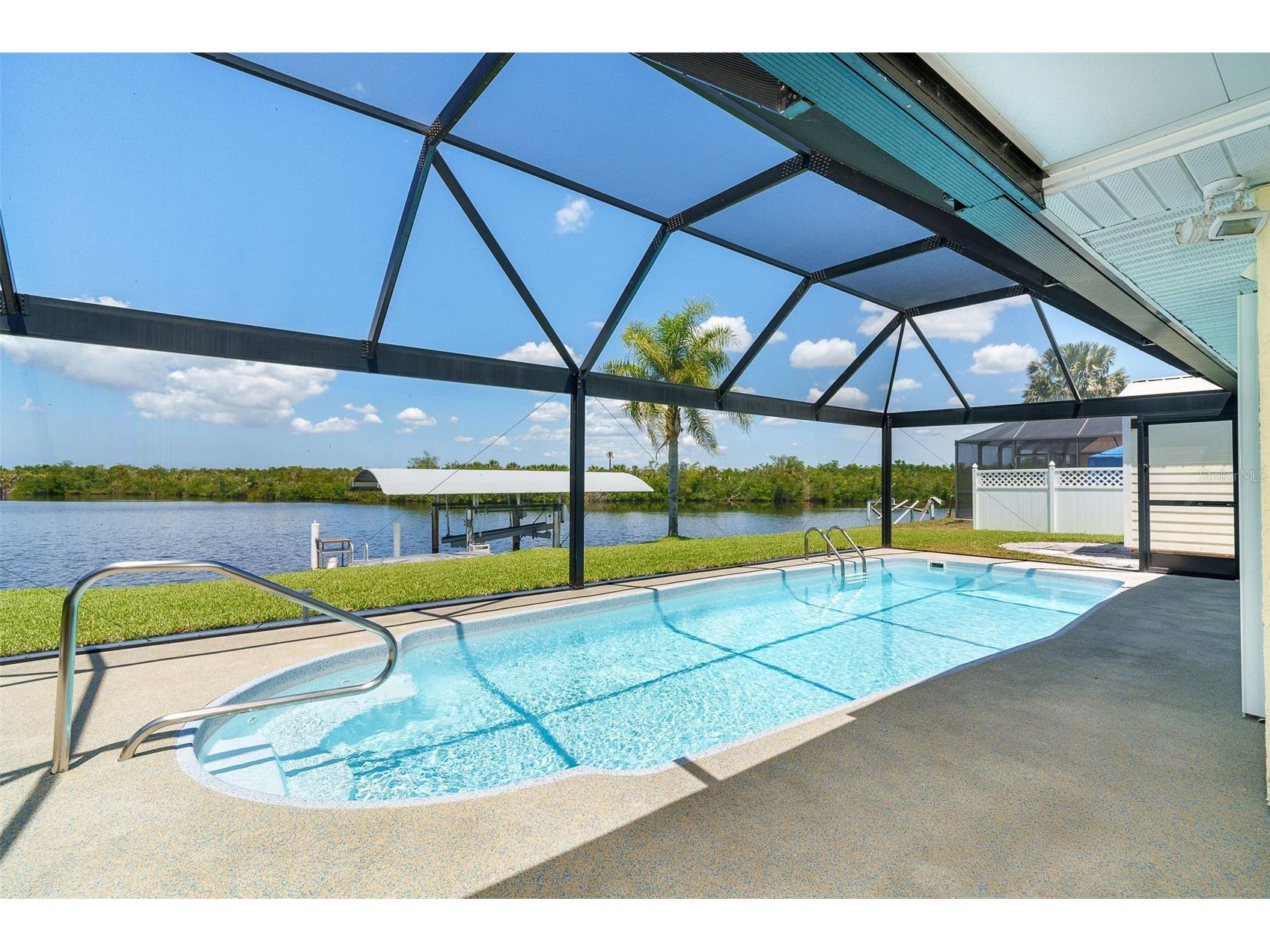 4195 Surfside Court Port Charlotte FL 33948 - MANCHESTER WATERWAY D6147456 image5