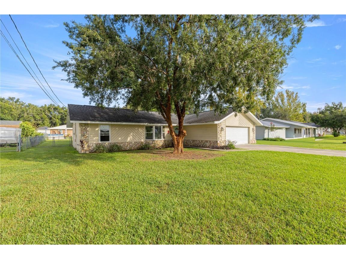 42 Almond Drive Ocala FL 34472 OM704504 image1