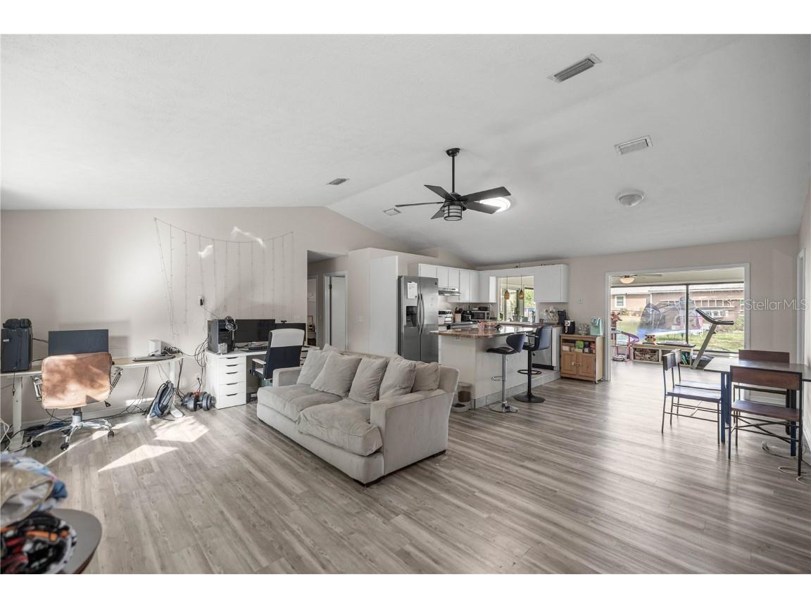 42 Almond Drive Ocala FL 34472 OM704504 image4