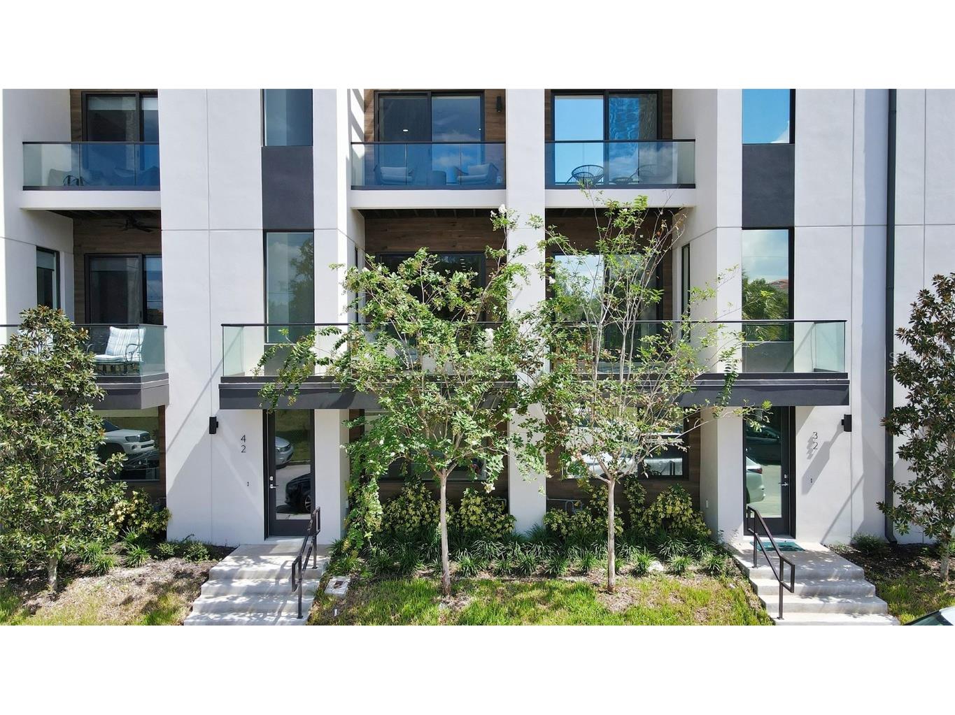 42 Audubon Place Sarasota FL 34237 A4585211 image1