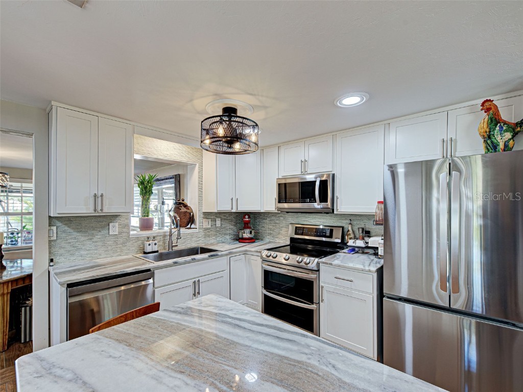 42 E Wentworth Street Englewood FL 34223 N6141397 image11