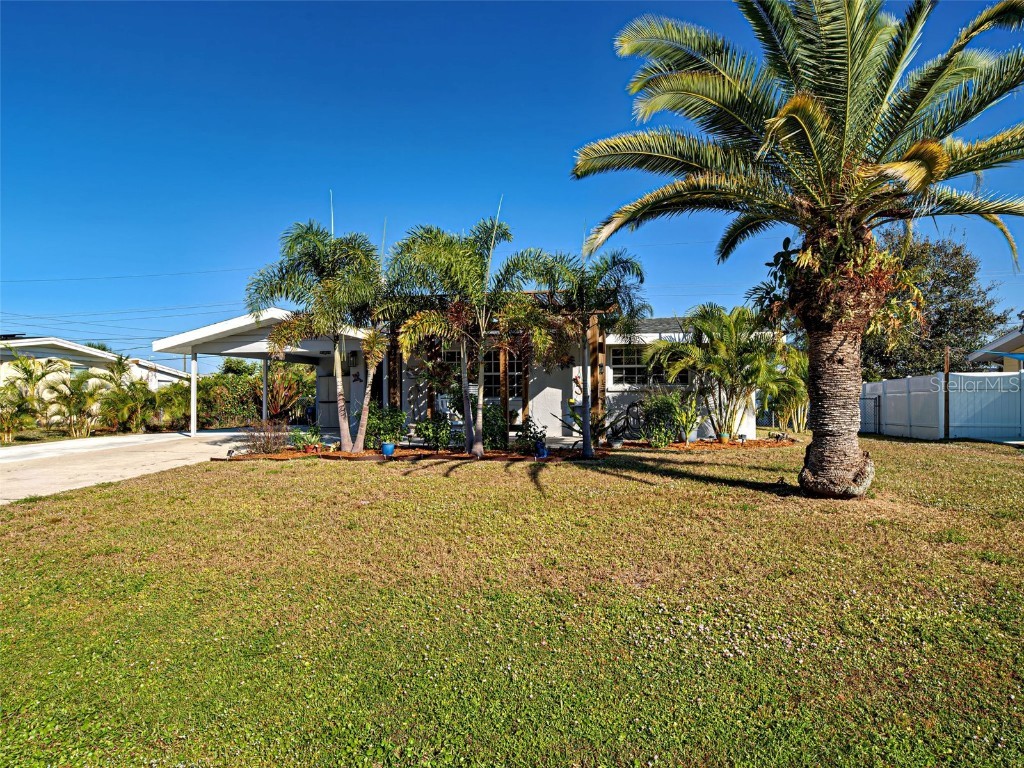 42 E Wentworth Street Englewood FL 34223 N6141397 image3