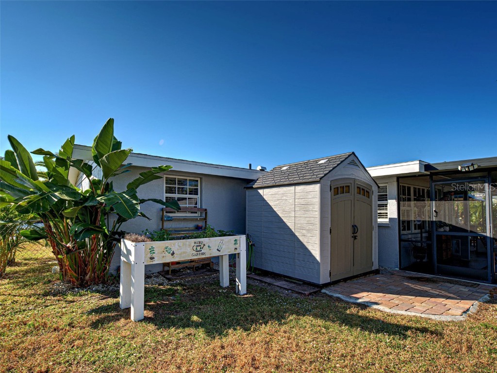 42 E Wentworth Street Englewood FL 34223 N6141397 image41