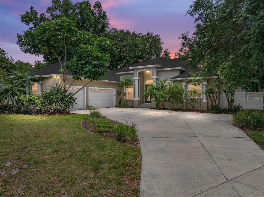 42 Lake Eloise Court Winter Haven FL 33884 L4944457 image1